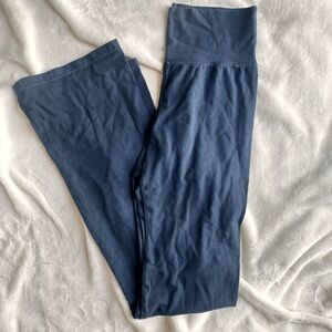 Navy brandy Melville yoga pants